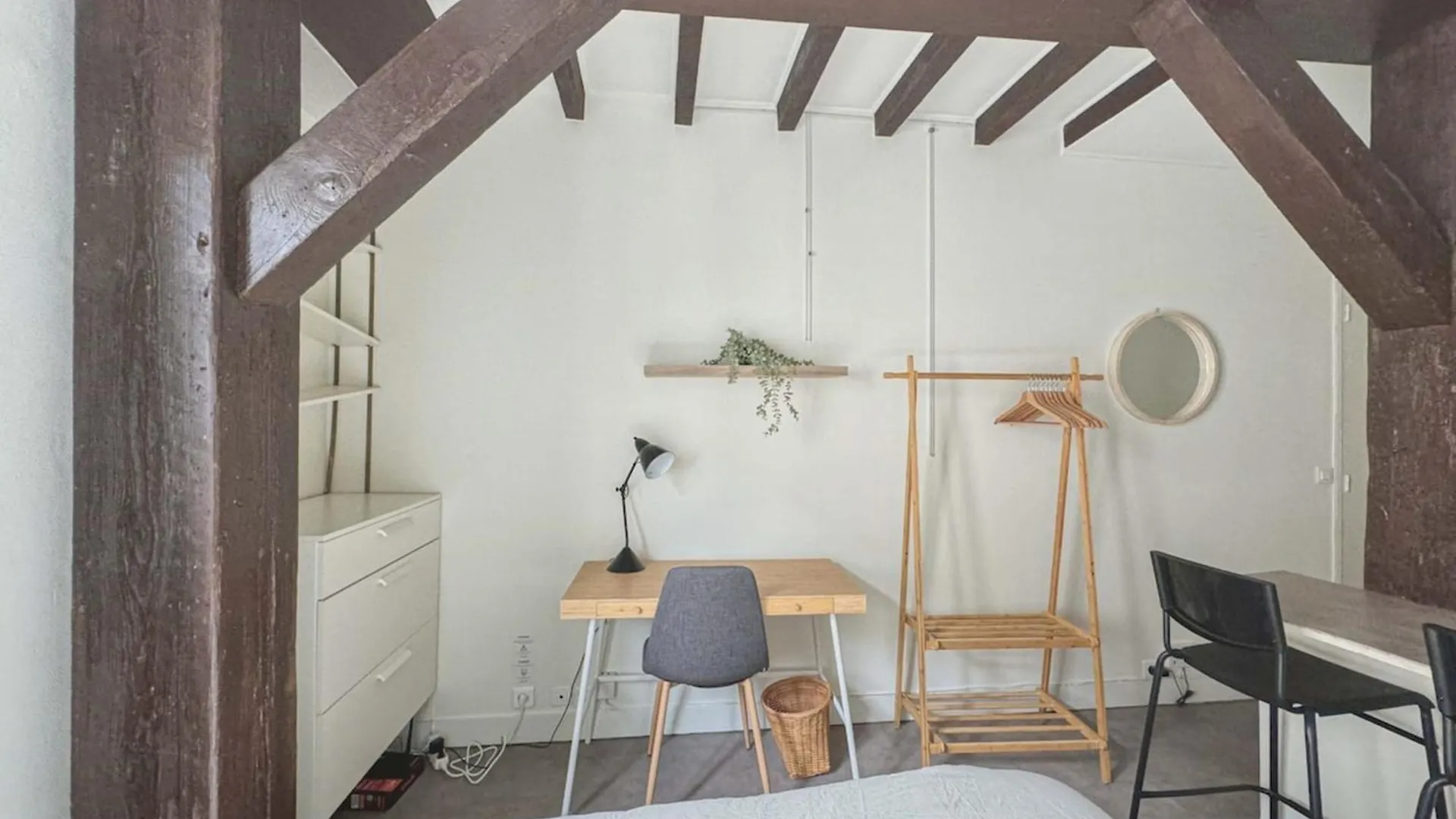 Flexliving - - Tunis * Paris